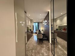 19 Nassim (D10), Apartment #576785391